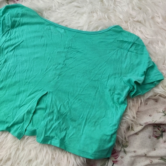 Baby blue crop t-shirt - Picture 4 of 5